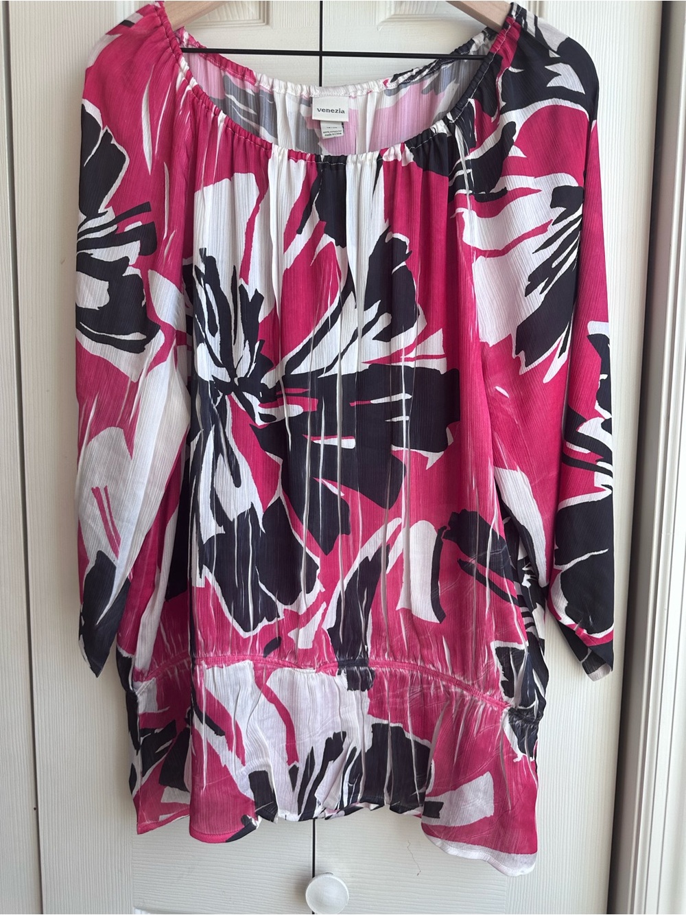 Venezia Red, Black, & White Floral Blouse